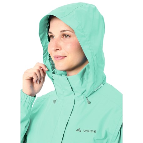 Escape Light Damen Regenjacke mit Kapuze getragen