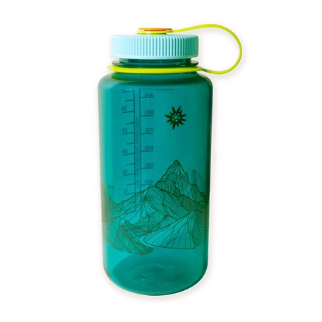 1 Liter Trinkflasche aus grün-transparentem Kunststoff mit Schraubdeckel